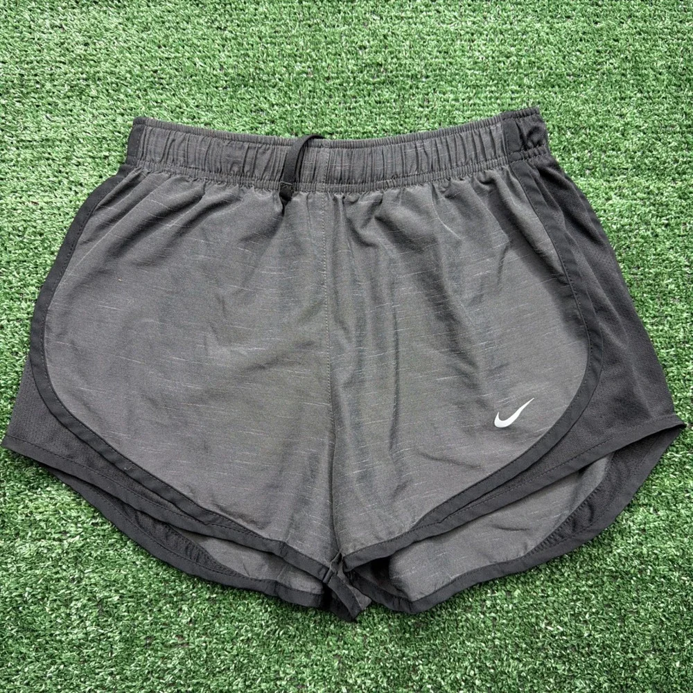 Nike Tempo Women Running Shorts Gray Black Heathered Athletic SP211001 Small